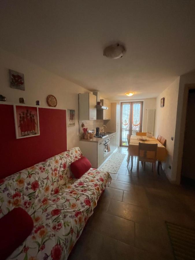 Apartamento La Casa Di Pucci Cortenova Exterior foto